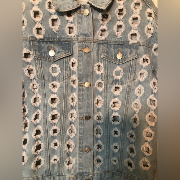 DIPPLE DENIM OVERSIZED DISTRESSED JACKET SIZE: SMALL - Picture 3 of 7